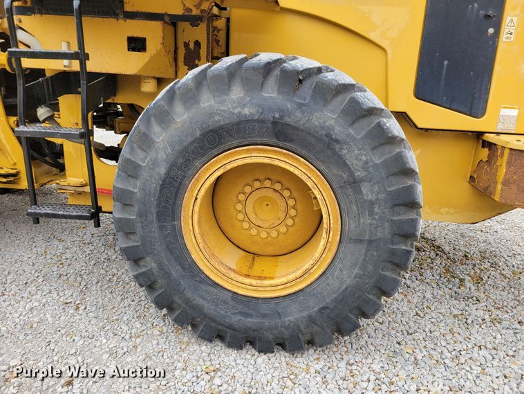 image for item DM8096 2002 Caterpillar 938G wheel loader