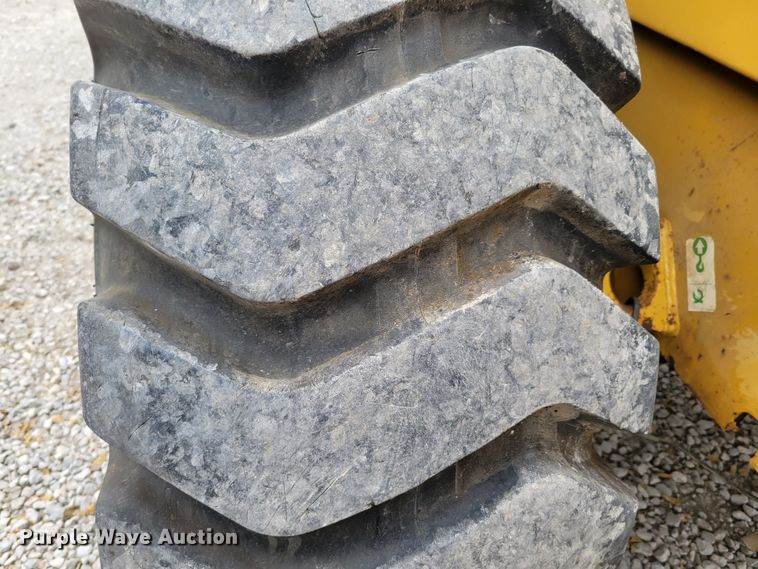 image for item DM8096 2002 Caterpillar 938G wheel loader