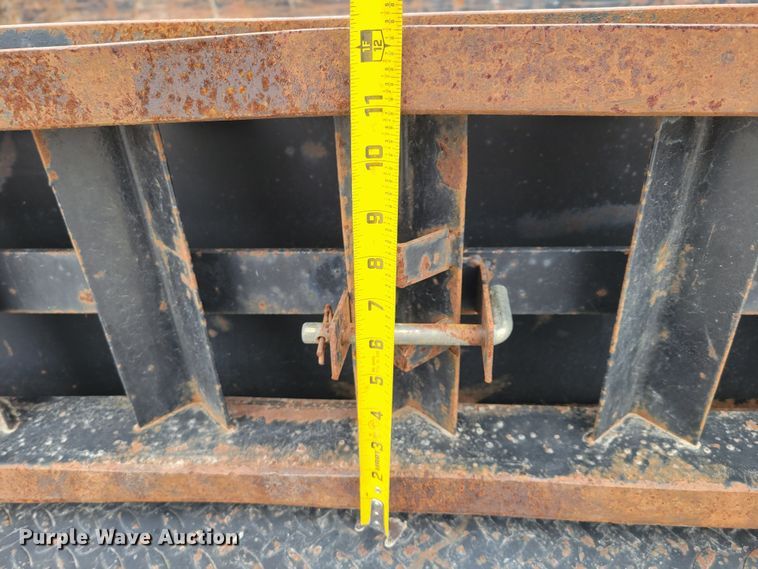 image for item DM8104 2014 Carry-On  dump trailer