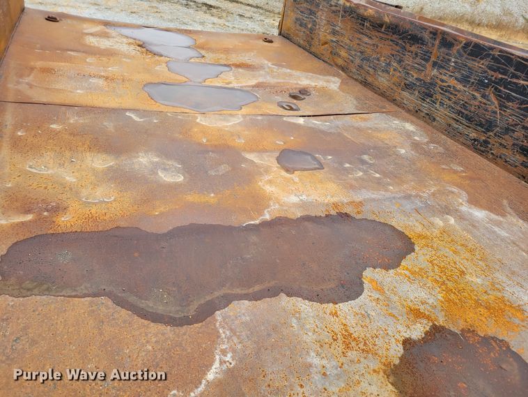 image for item DM8104 2014 Carry-On  dump trailer