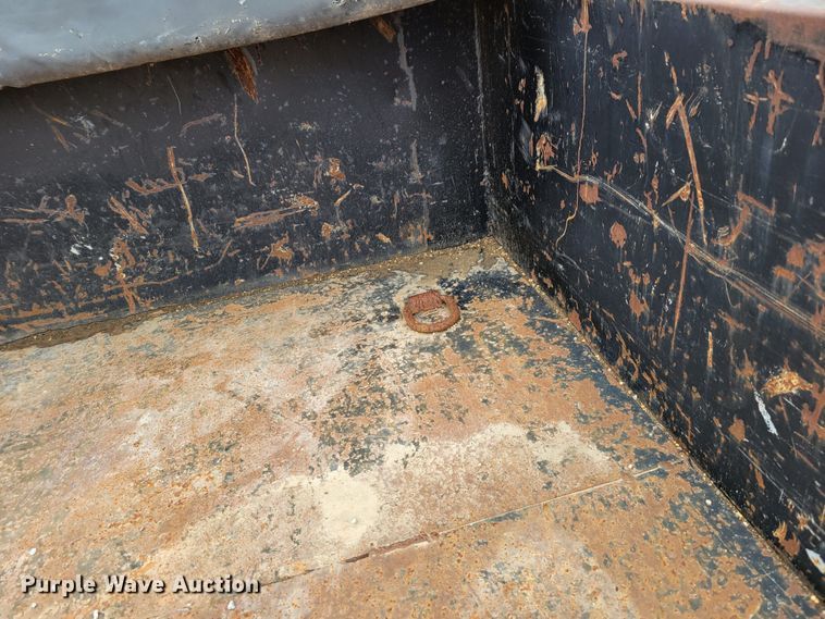 image for item DM8104 2014 Carry-On  dump trailer