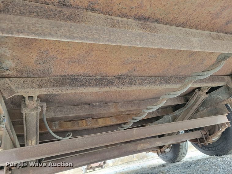 image for item DM8104 2014 Carry-On  dump trailer