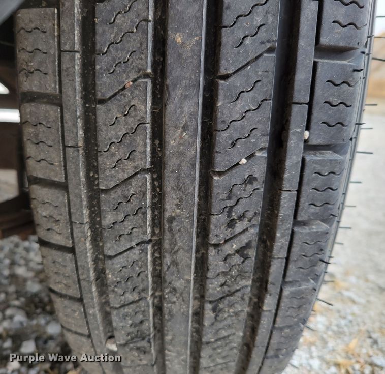 image for item DM8104 2014 Carry-On  dump trailer