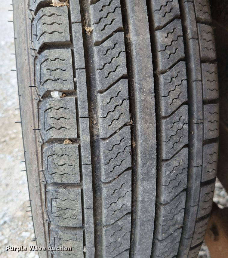 image for item DM8104 2014 Carry-On  dump trailer