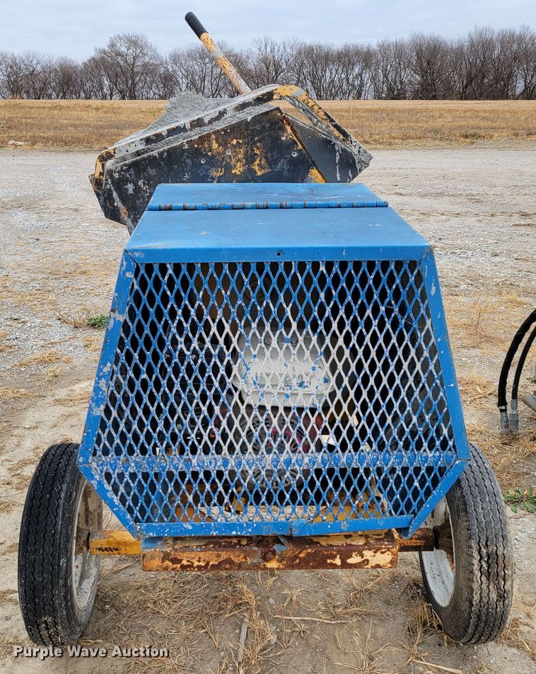 image for item DM8105 (2) pieces of construction equipment