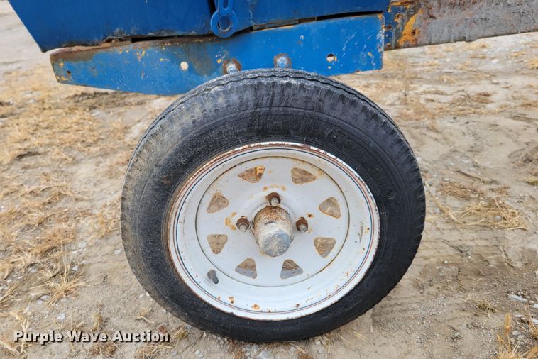 image for item DM8105 (2) pieces of construction equipment