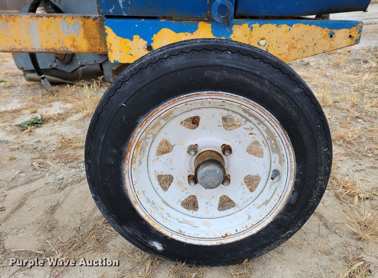 image for item DM8105 (2) pieces of construction equipment