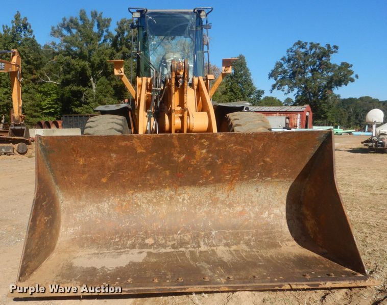 image for item DO1646 2004 Case 621D  wheel loader