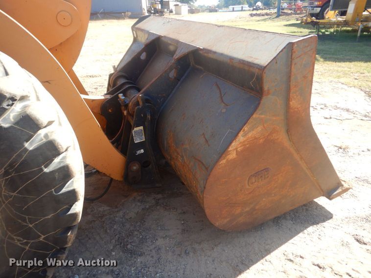 image for item DO1646 2004 Case 621D  wheel loader