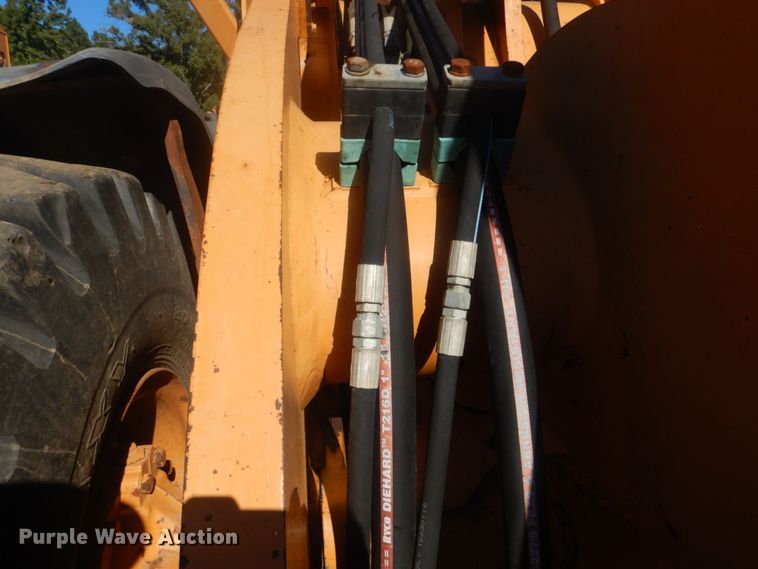 image for item DO1646 2004 Case 621D  wheel loader