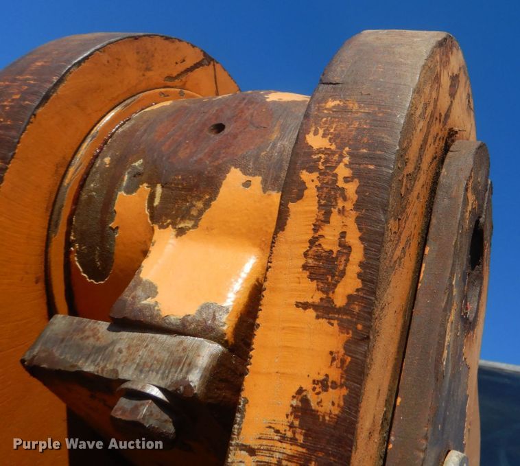 image for item DO1646 2004 Case 621D  wheel loader