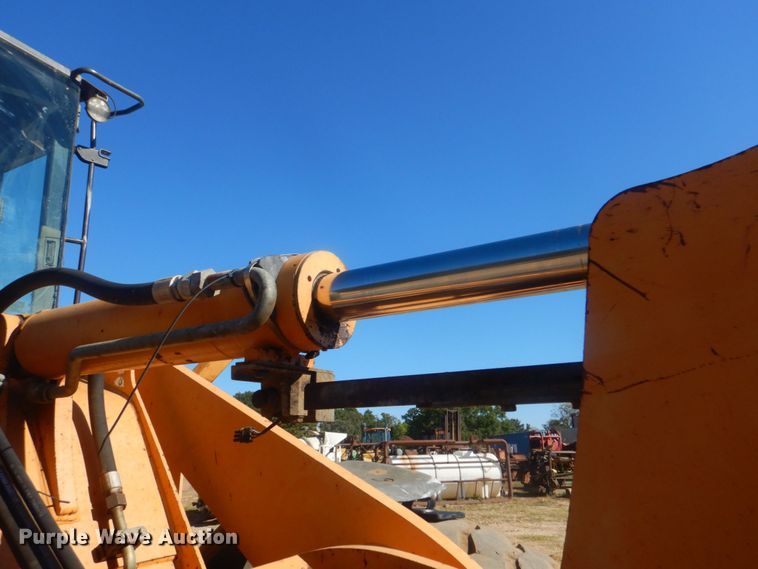 image for item DO1646 2004 Case 621D  wheel loader