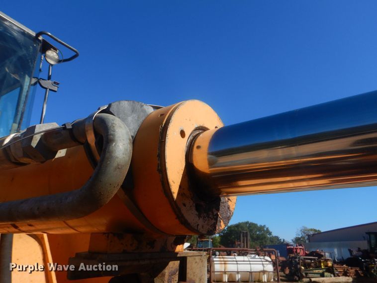 image for item DO1646 2004 Case 621D  wheel loader