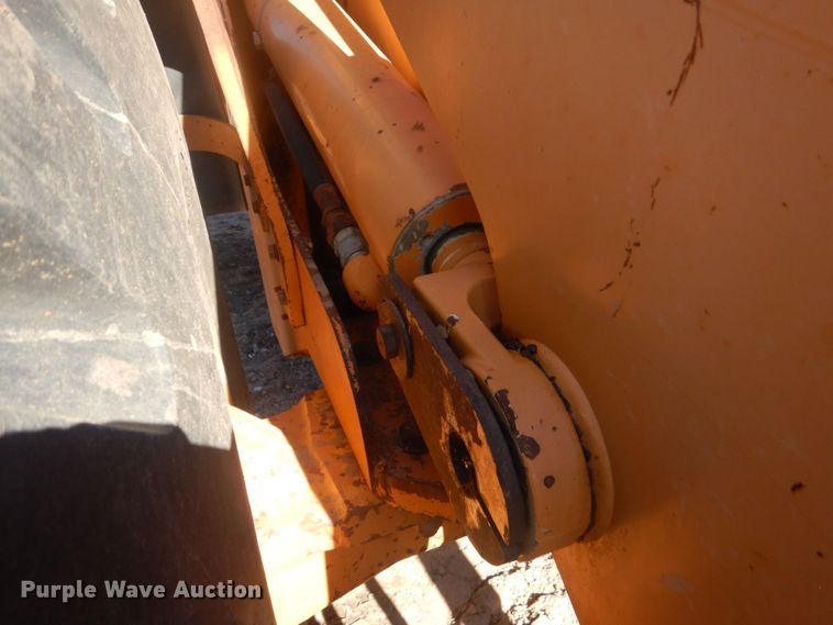 image for item DO1646 2004 Case 621D  wheel loader