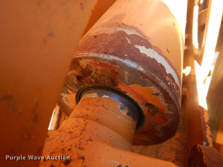 image for item DO1646 2004 Case 621D  wheel loader