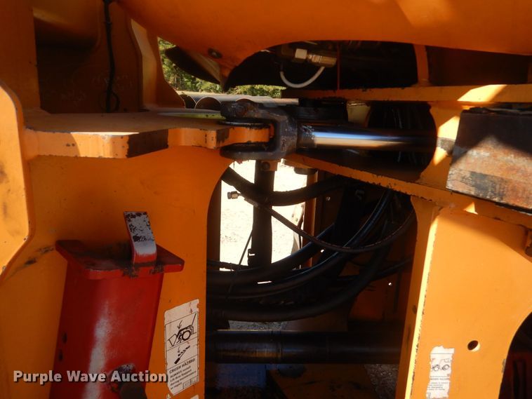 image for item DO1646 2004 Case 621D  wheel loader