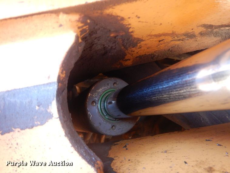 image for item DO1646 2004 Case 621D  wheel loader