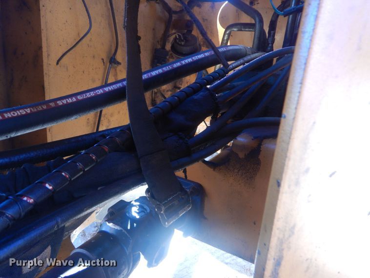 image for item DO1646 2004 Case 621D  wheel loader