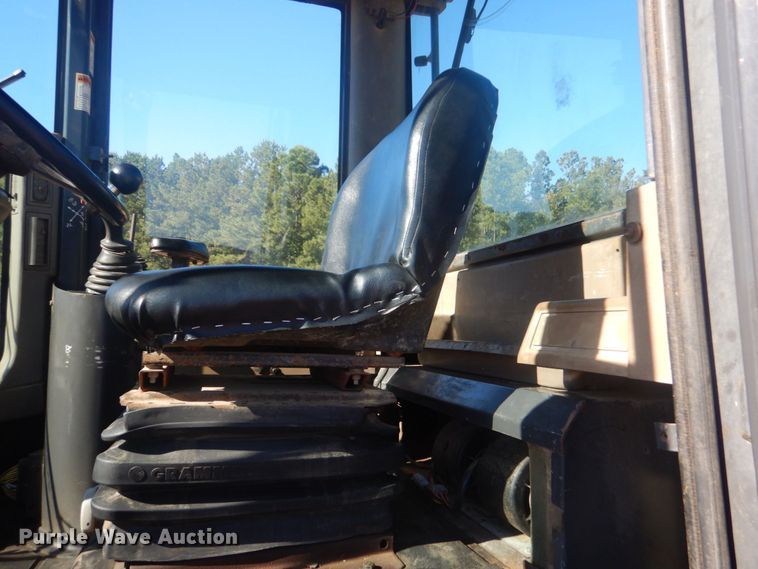 image for item DO1646 2004 Case 621D  wheel loader