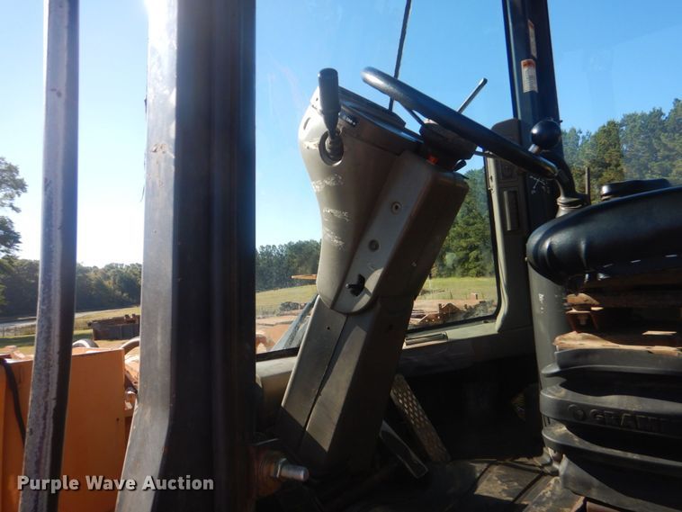 image for item DO1646 2004 Case 621D  wheel loader
