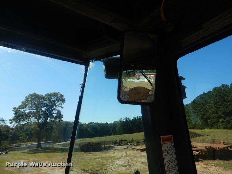 image for item DO1646 2004 Case 621D  wheel loader