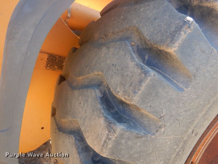 image for item DO1646 2004 Case 621D  wheel loader