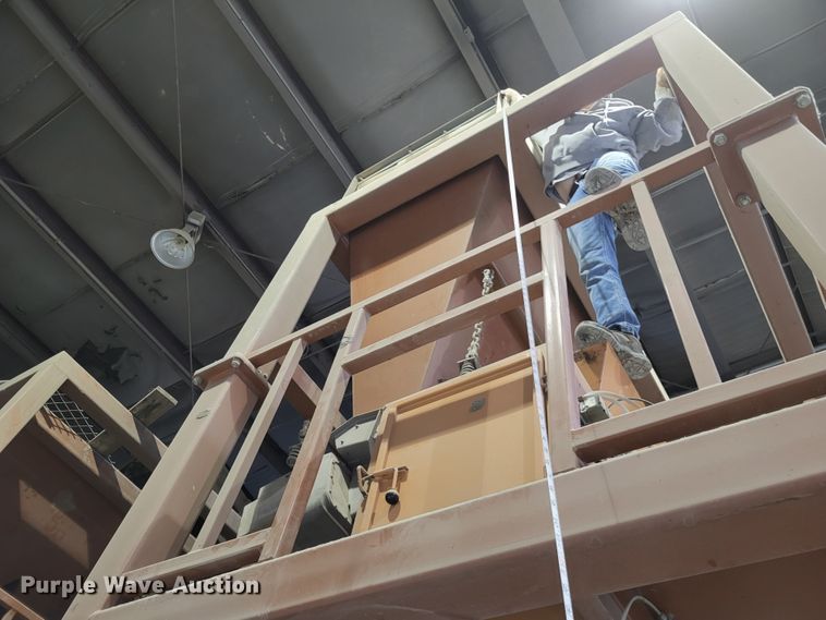 image for item DO3422 Eriez  sand bagging system