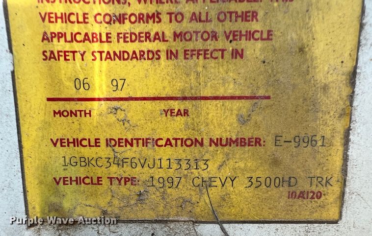 image for item DO8858 1997 Chevrolet C3500  bucket truck