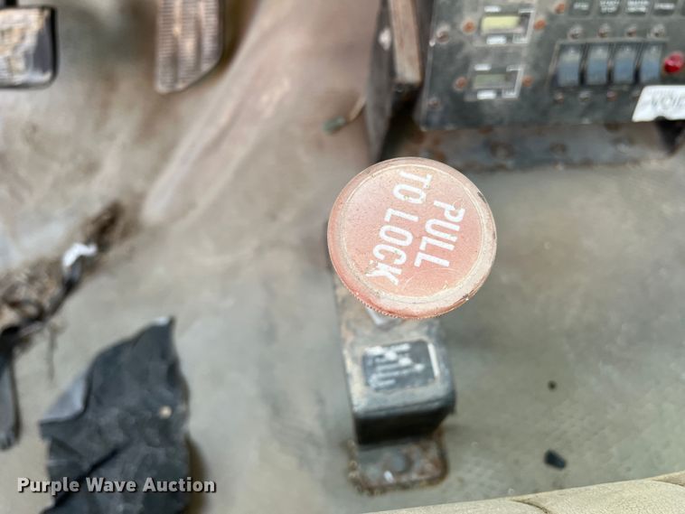 image for item DO8858 1997 Chevrolet C3500  bucket truck