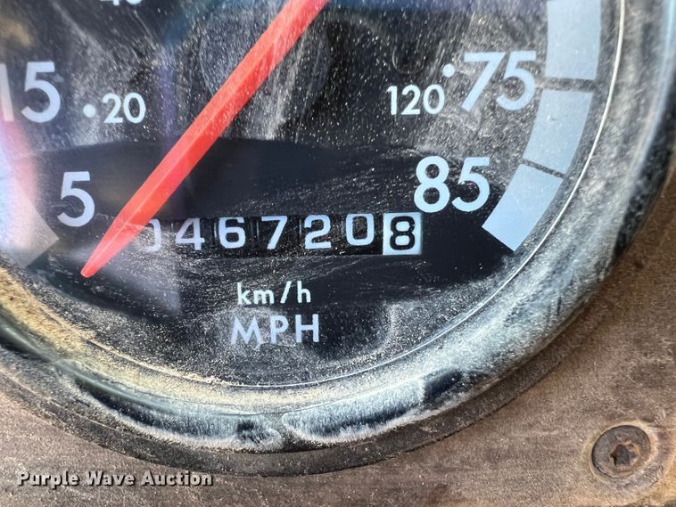 image for item DO8859 1992 Freightliner FLD  flatbed truck