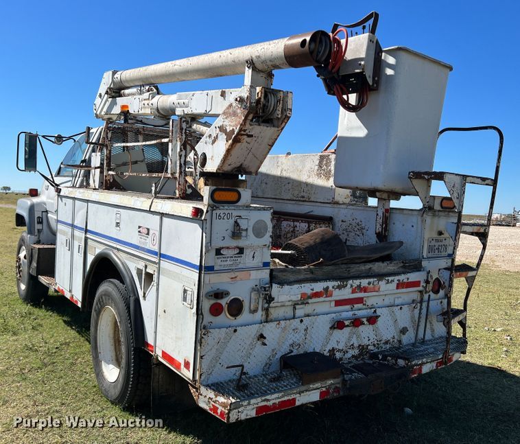 image for item DO8860 1991 Chevrolet Kodiak  bucket truck
