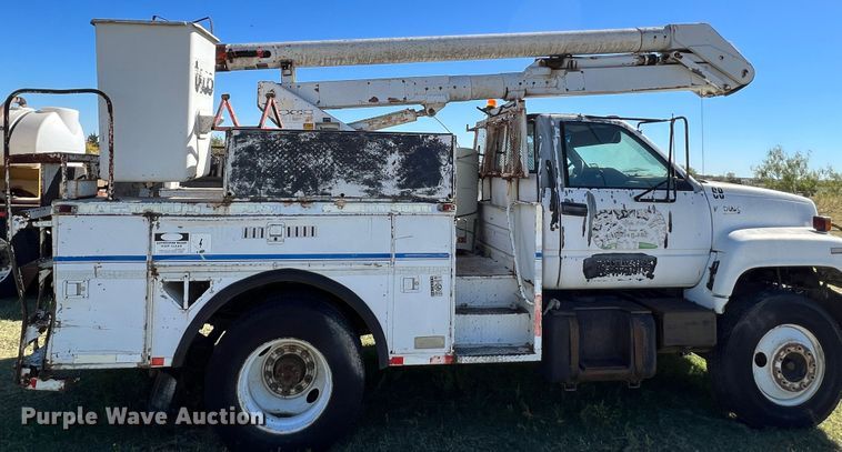 image for item DO8860 1991 Chevrolet Kodiak  bucket truck