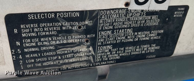 image for item DO8860 1991 Chevrolet Kodiak  bucket truck