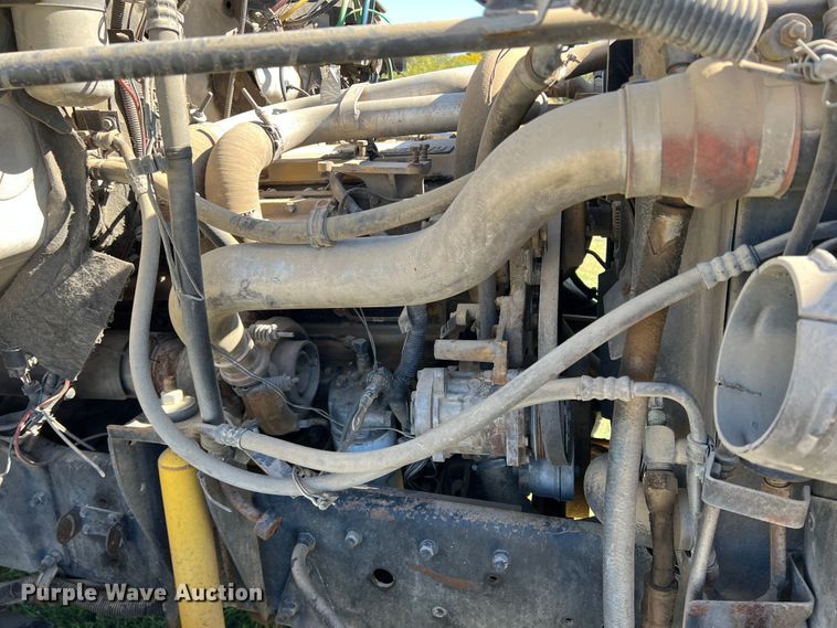 image for item DO8860 1991 Chevrolet Kodiak  bucket truck