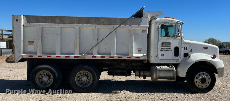 image for item DO8861 2001 Peterbilt 330  dump truck