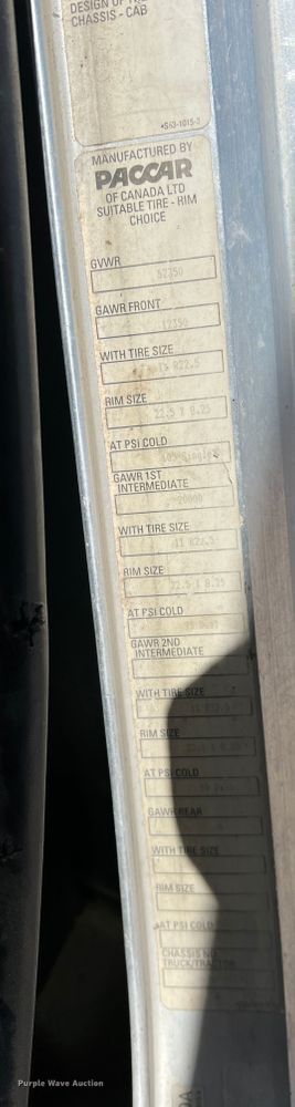 image for item DO8861 2001 Peterbilt 330  dump truck