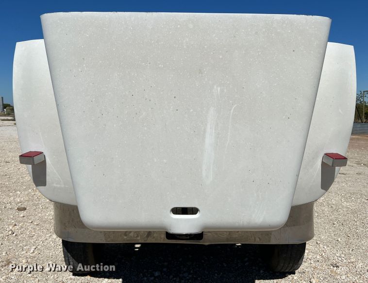 image for item DO8861 2001 Peterbilt 330  dump truck