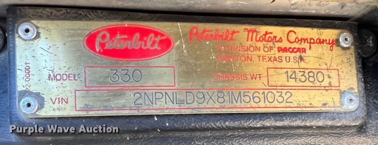 image for item DO8861 2001 Peterbilt 330  dump truck