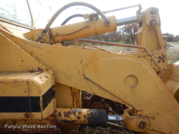 image for item DP0404 Dresser  track loader