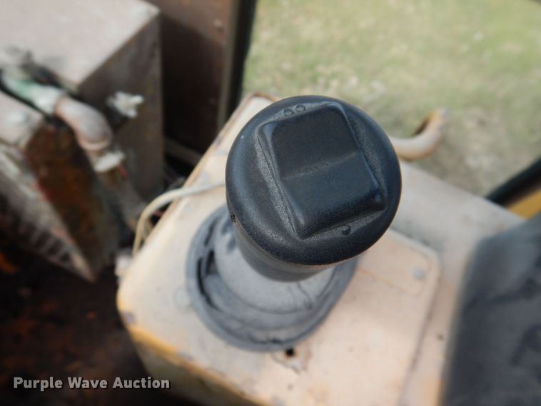 image for item DP0404 Dresser  track loader