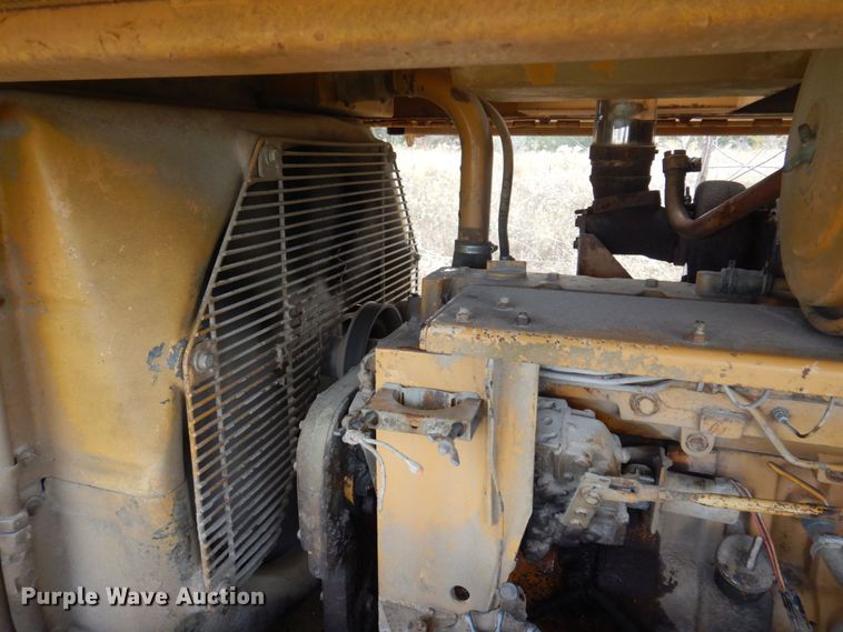 image for item DP0404 Dresser  track loader