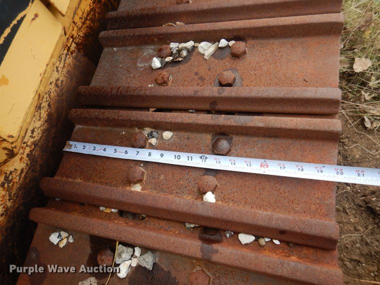 image for item DP0404 Dresser  track loader