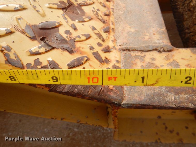 image for item DQ1866 1995 McDaniel 18DE-35-2  equipment trailer