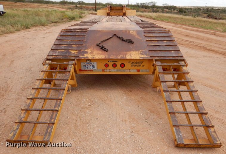 image for item DQ1866 1995 McDaniel 18DE-35-2  equipment trailer