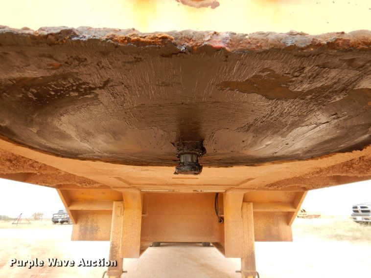 image for item DQ1866 1995 McDaniel 18DE-35-2  equipment trailer