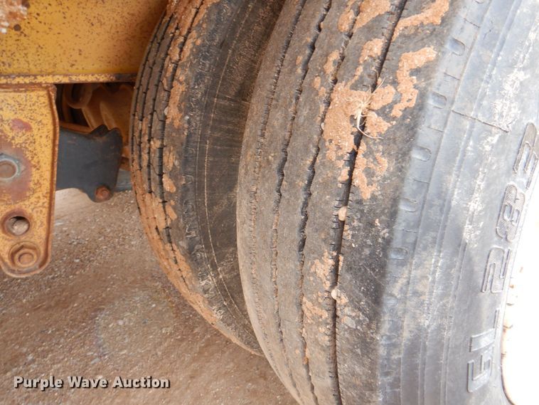 image for item DQ1866 1995 McDaniel 18DE-35-2  equipment trailer