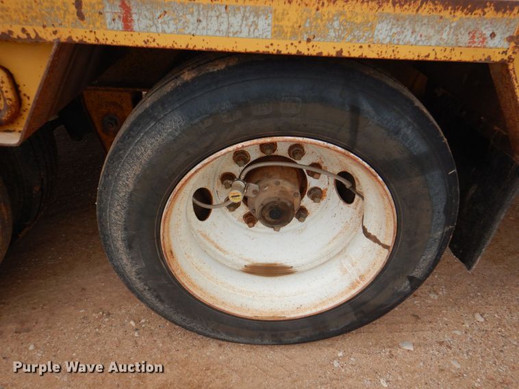 image for item DQ1866 1995 McDaniel 18DE-35-2  equipment trailer