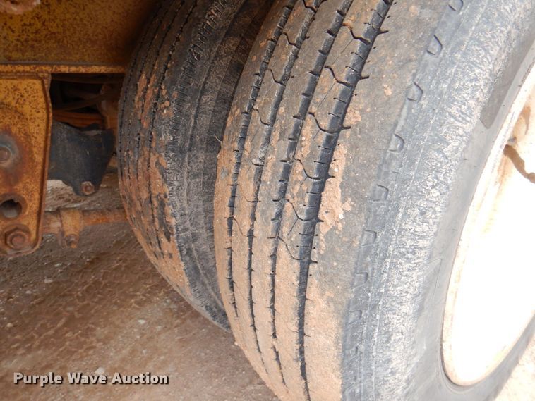 image for item DQ1866 1995 McDaniel 18DE-35-2  equipment trailer