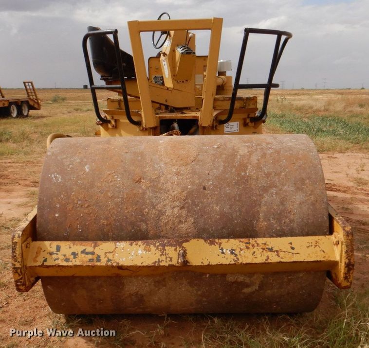 image for item DQ1867 1980 Ingersoll Rand SP-48  single drum roller