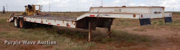 image for item DQ1868 2003 Load King  equipment trailer